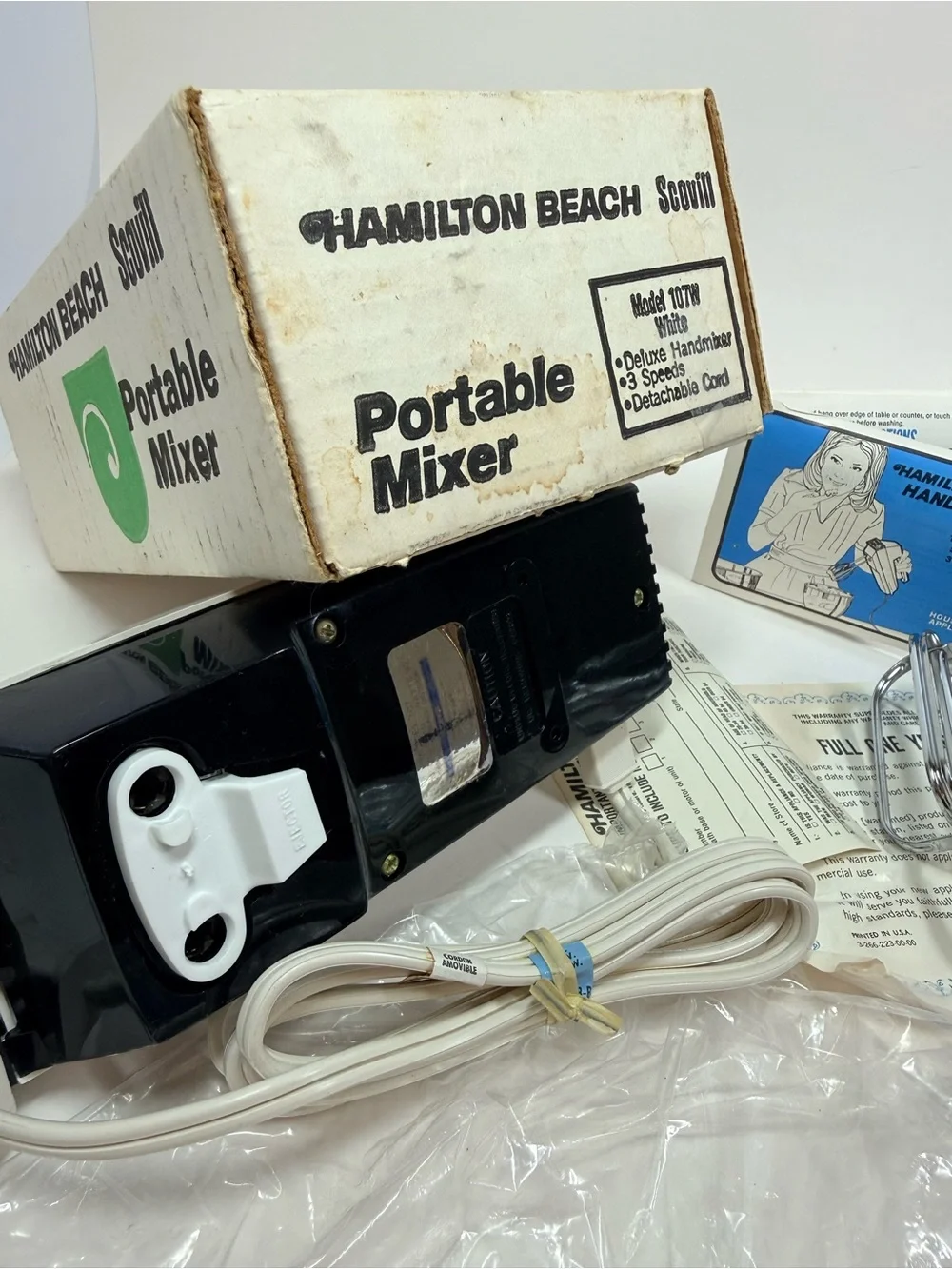 Vintage Hamilton Beach Scovill Hand mixer new in box white